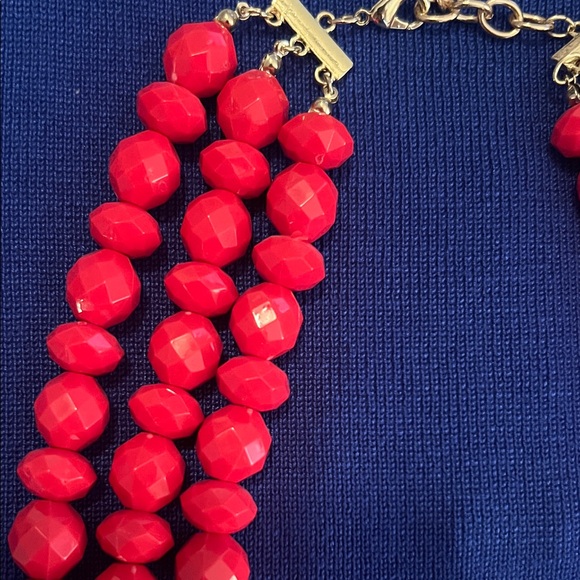 Vibrant Pink Beaded Necklace - Picture 3 of 4